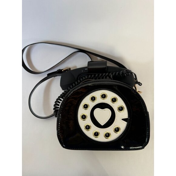 Retro Black & White Telephone Handbag With Heart Dial & Functional Cord - Picture 2 of 16